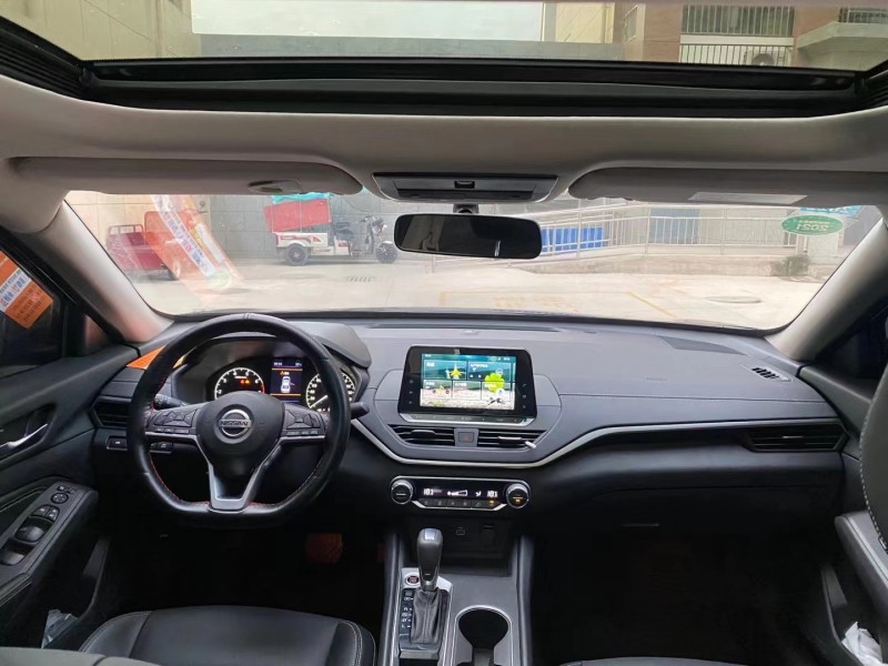 保定20年日产轩逸2