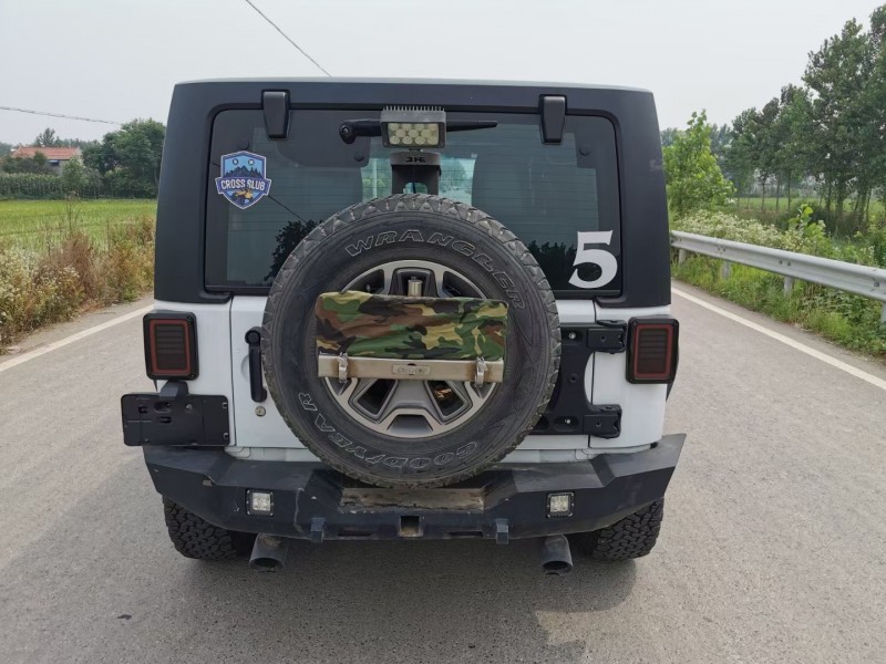 徐州14年Jeep牧馬人9