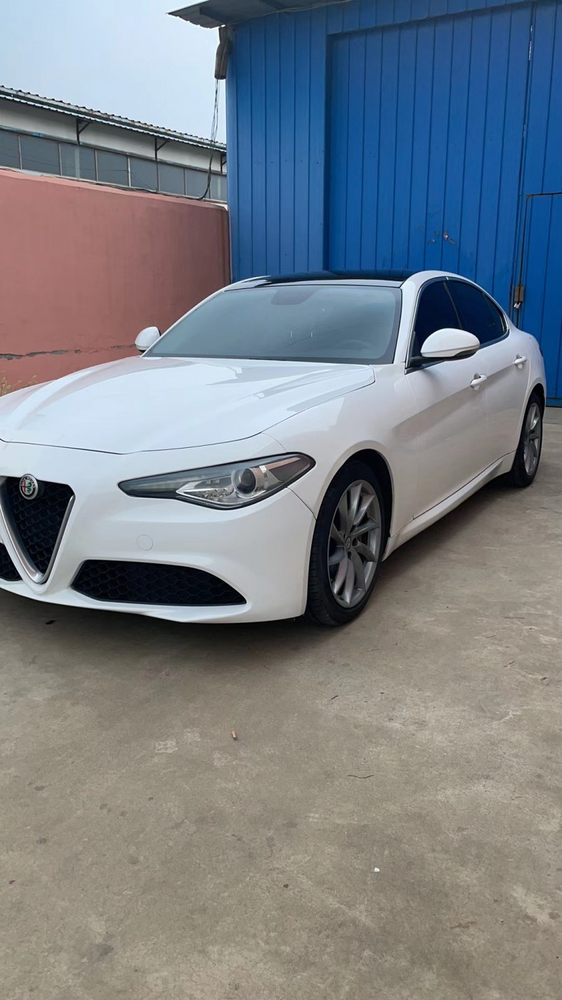 北京18年阿爾法·羅密歐Giulia3