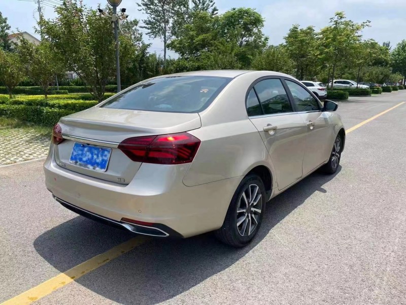 潍坊20年吉利帝豪7