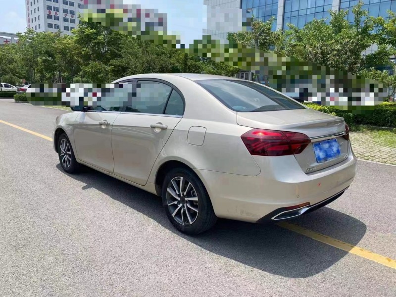 潍坊20年吉利帝豪8