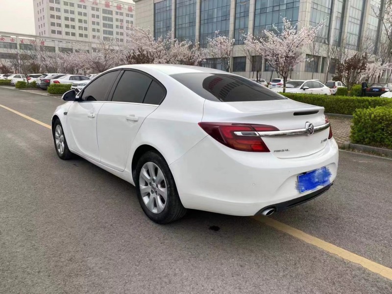 潍坊16年别克君威8