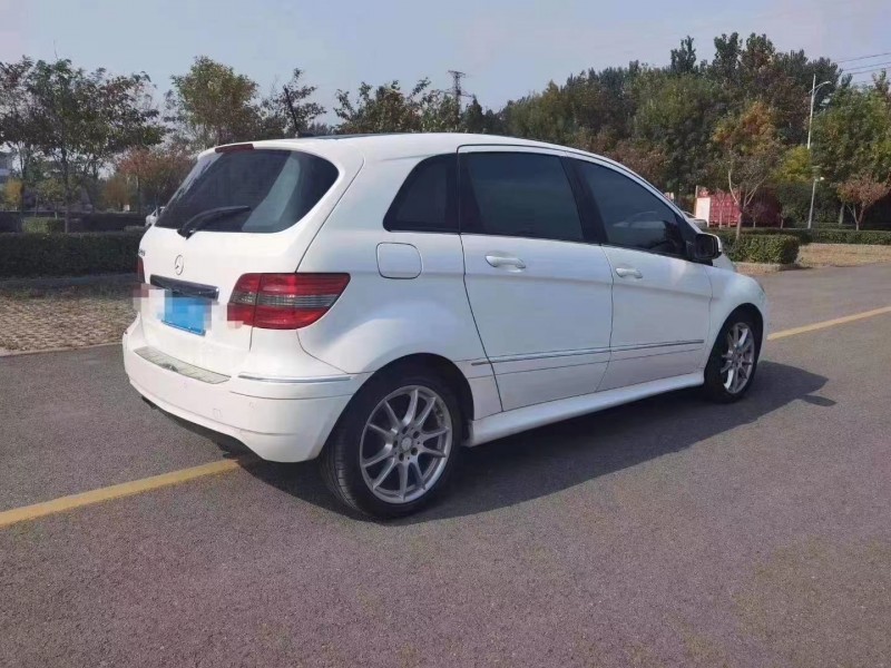潍坊10年奔驰B8