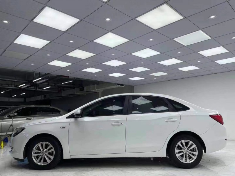 成都16年别克英朗3