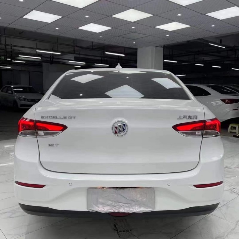 成都20年别克英朗5