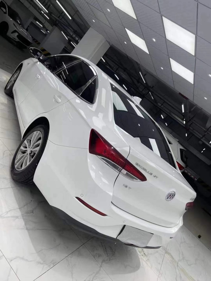 成都20年别克英朗4