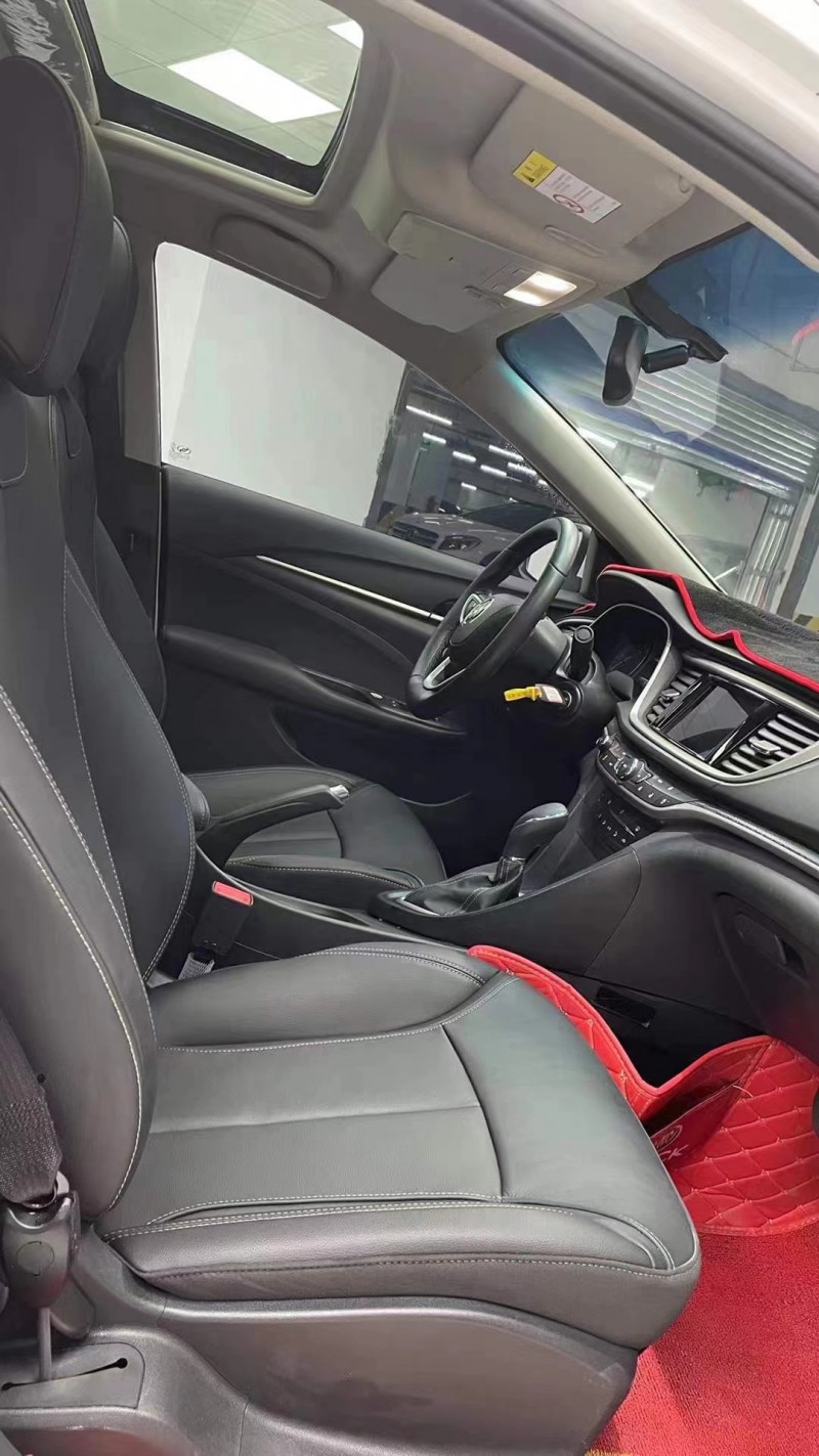 成都20年别克英朗8