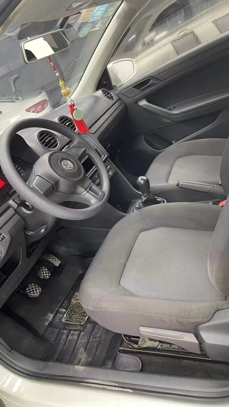 成都16年大众捷达6