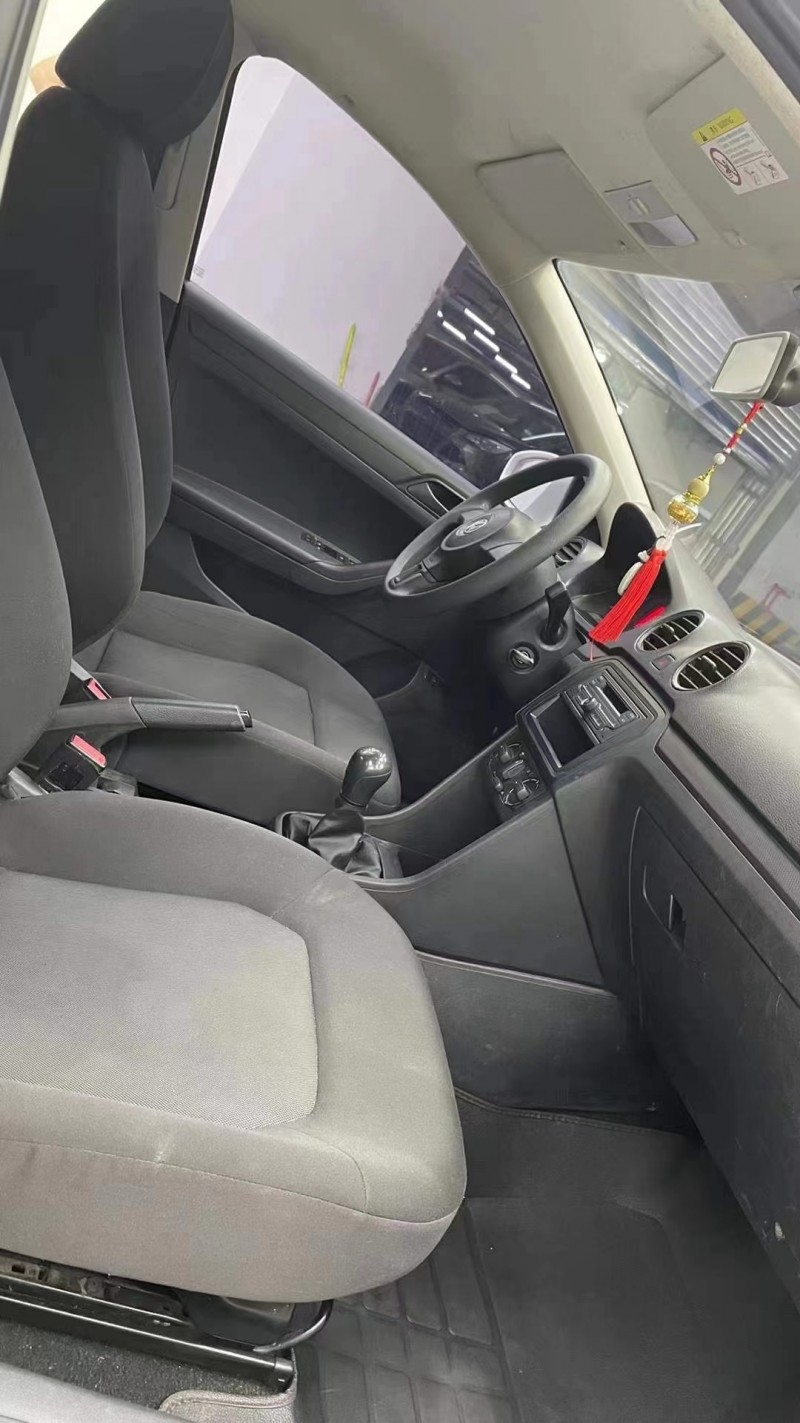 成都16年大众捷达8