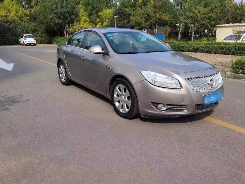 潍坊11年别克君威2