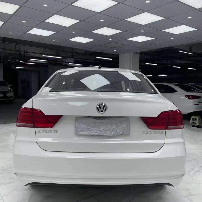 成都21年大众桑塔纳5