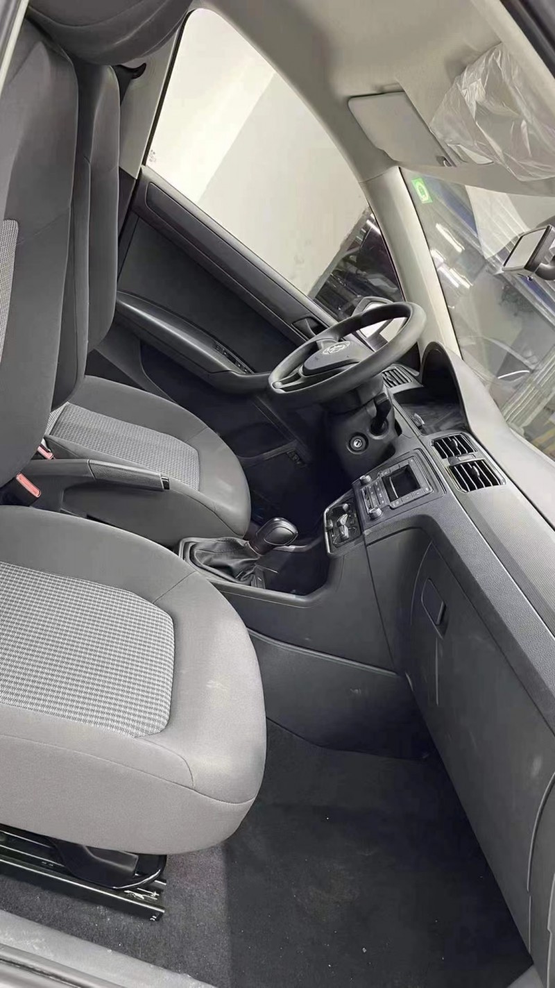 成都21年大众桑塔纳8