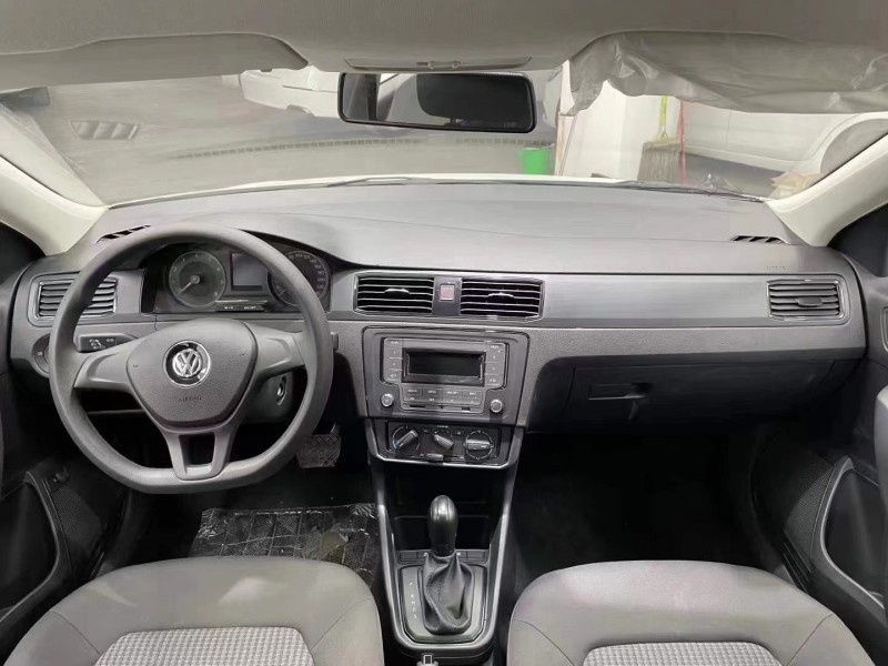 成都21年大众桑塔纳9