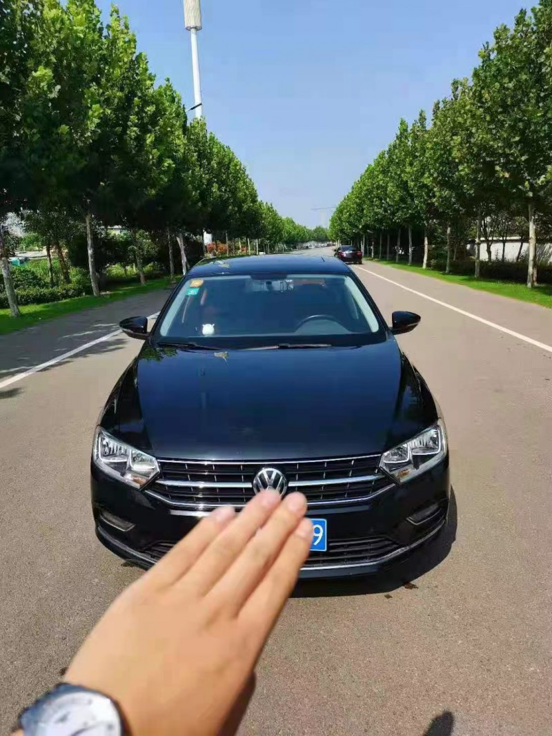 徐州17年大众polo1