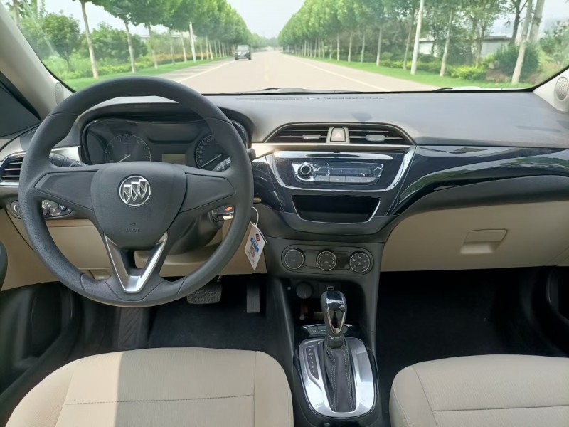 徐州21年别克凯越4