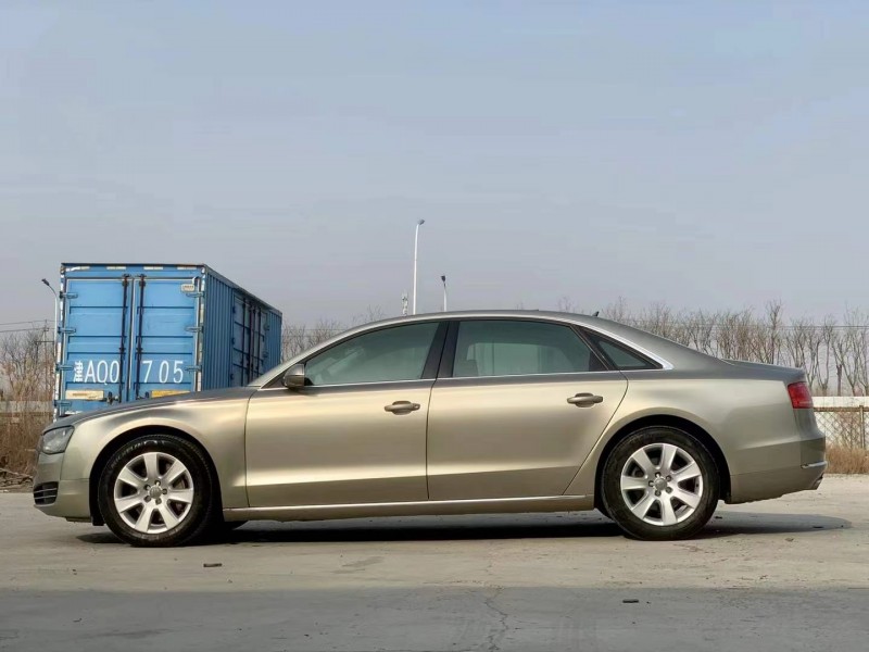 天津12年奧迪A8L6