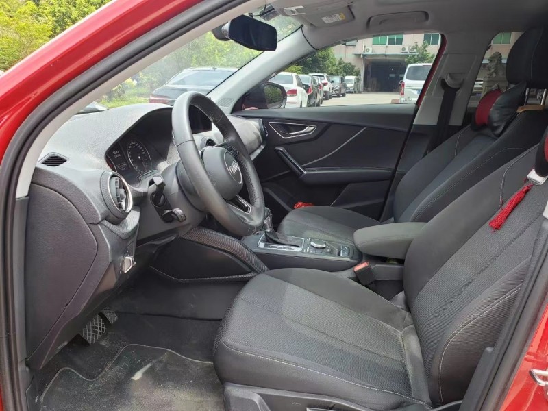 东莞19年奥迪Q28