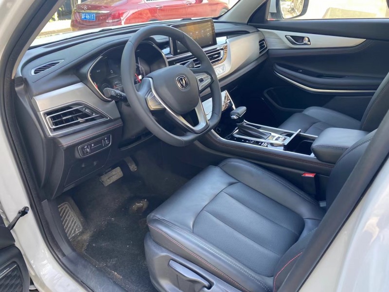 保定20年长安汽车CS757