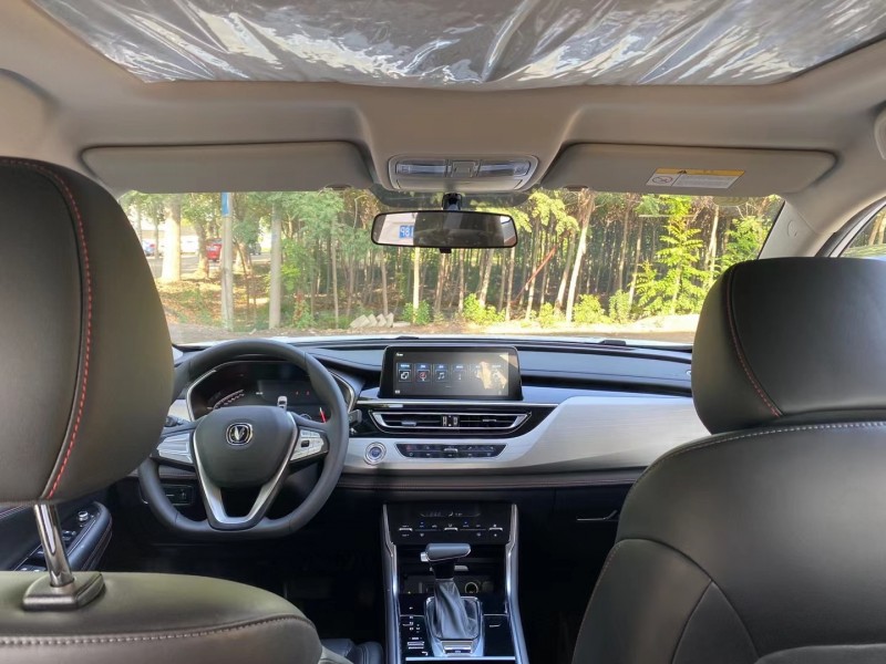 保定20年长安汽车CS758