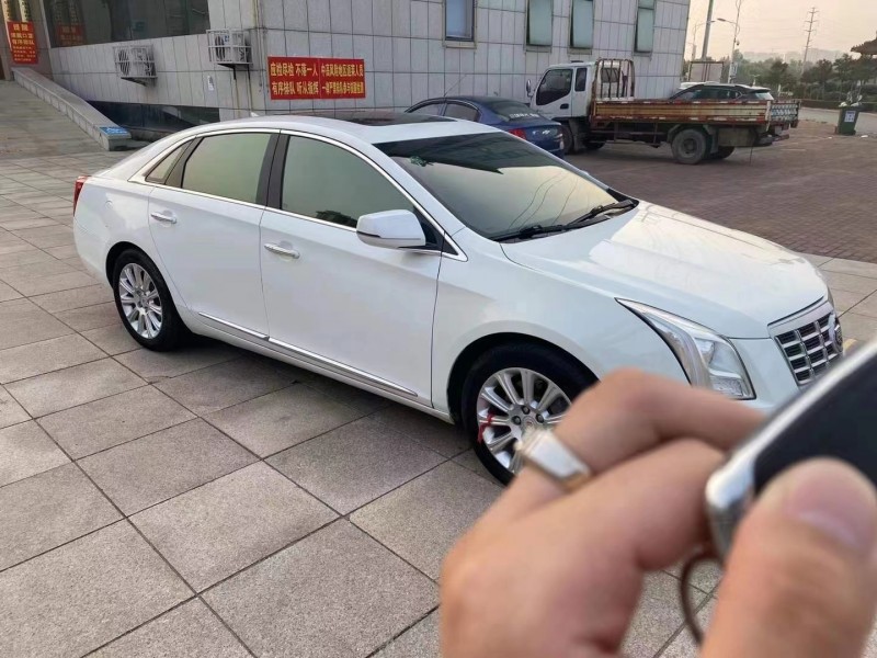 枣庄13年凯迪拉克XTS3