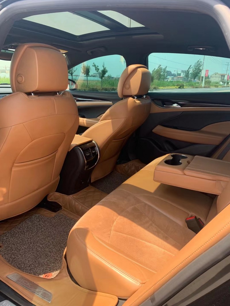 徐州16年别克君越3