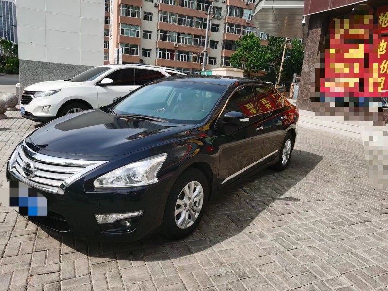 太原13年日產天籟2