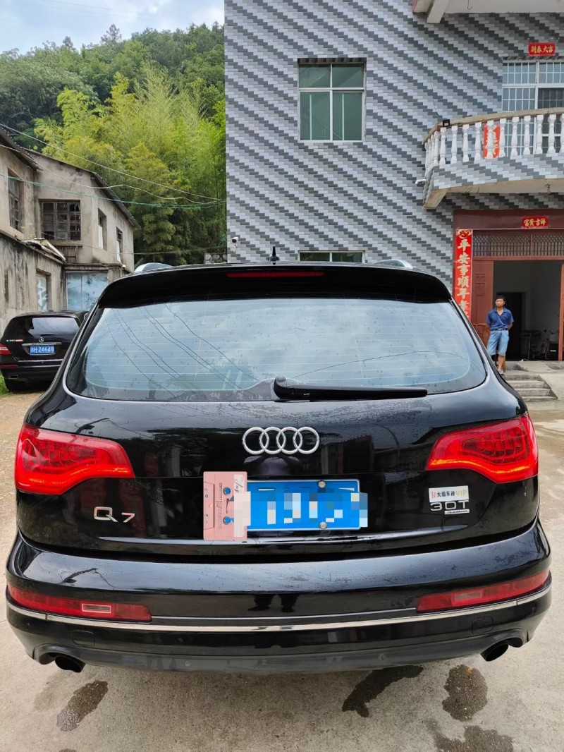 景德鎮12年奧迪Q79