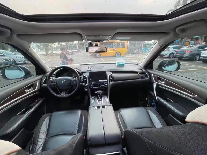 广州18年本田冠道3