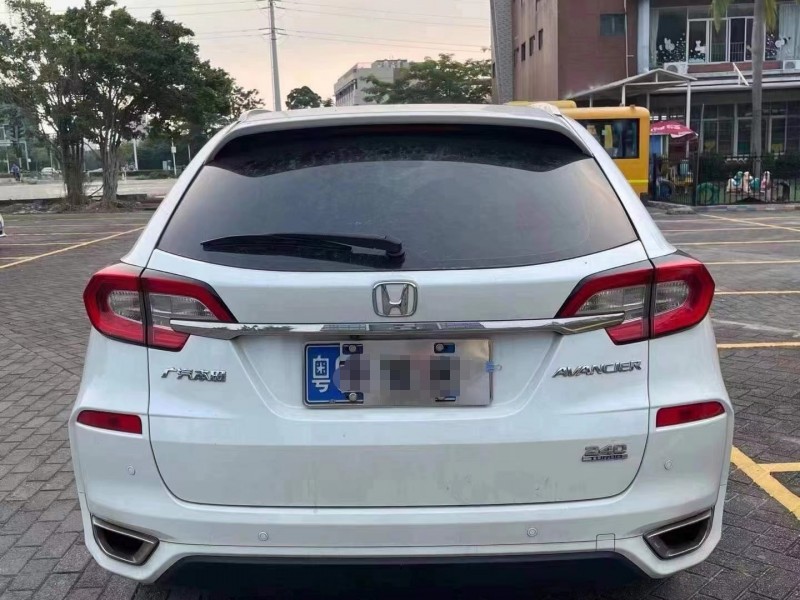 广州18年本田冠道9