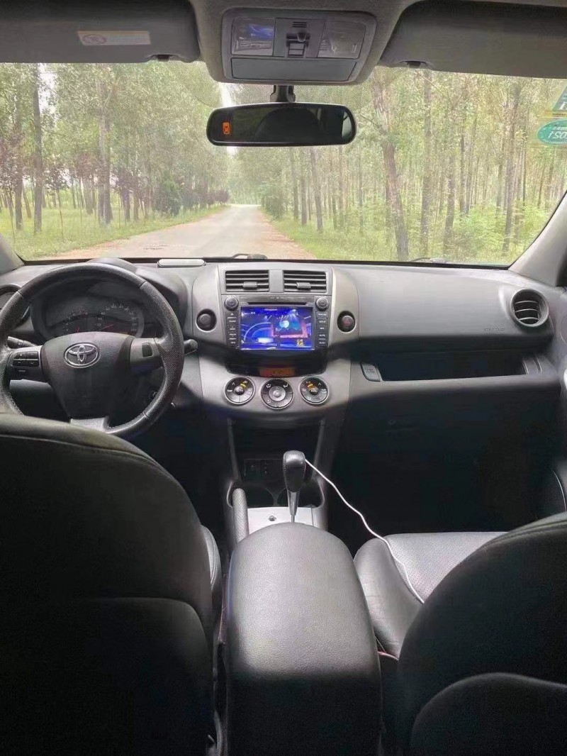 邢台13年丰田RAV45