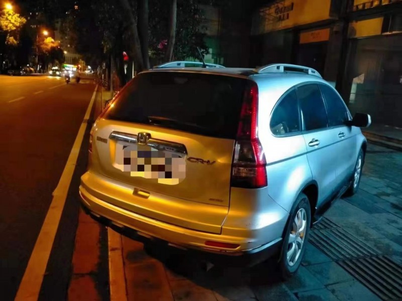 恩施10年本田CR-V1