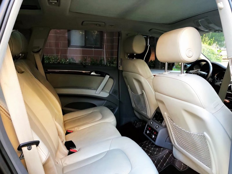 青岛12年奥迪Q76