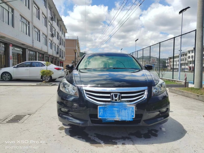 温州12年本田雅阁1