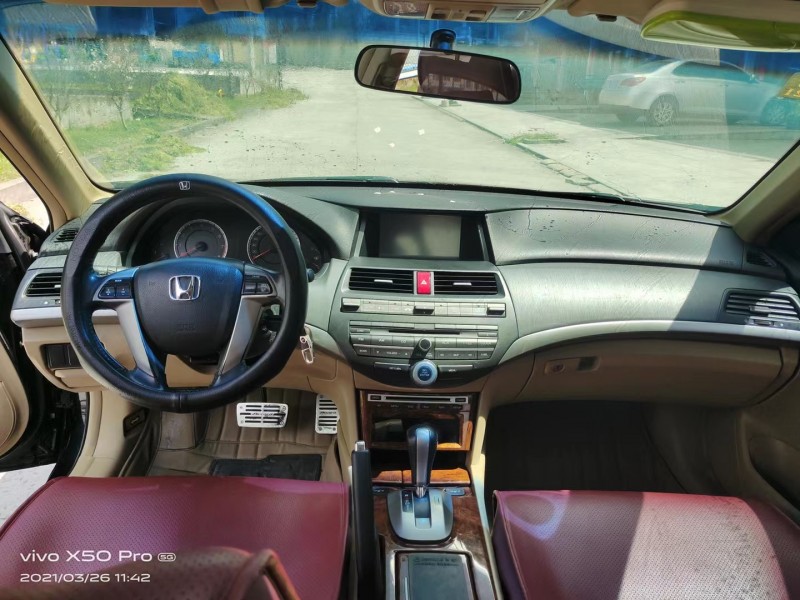 温州12年本田雅阁5