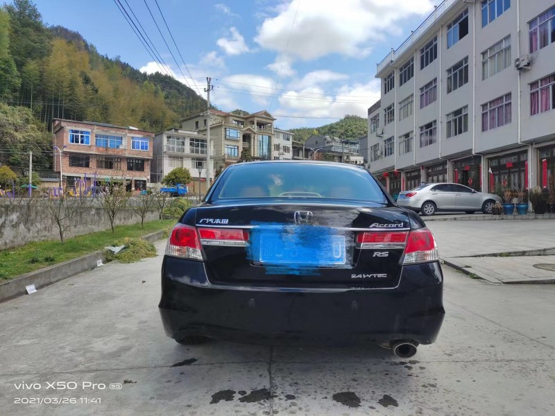 温州12年本田雅阁7