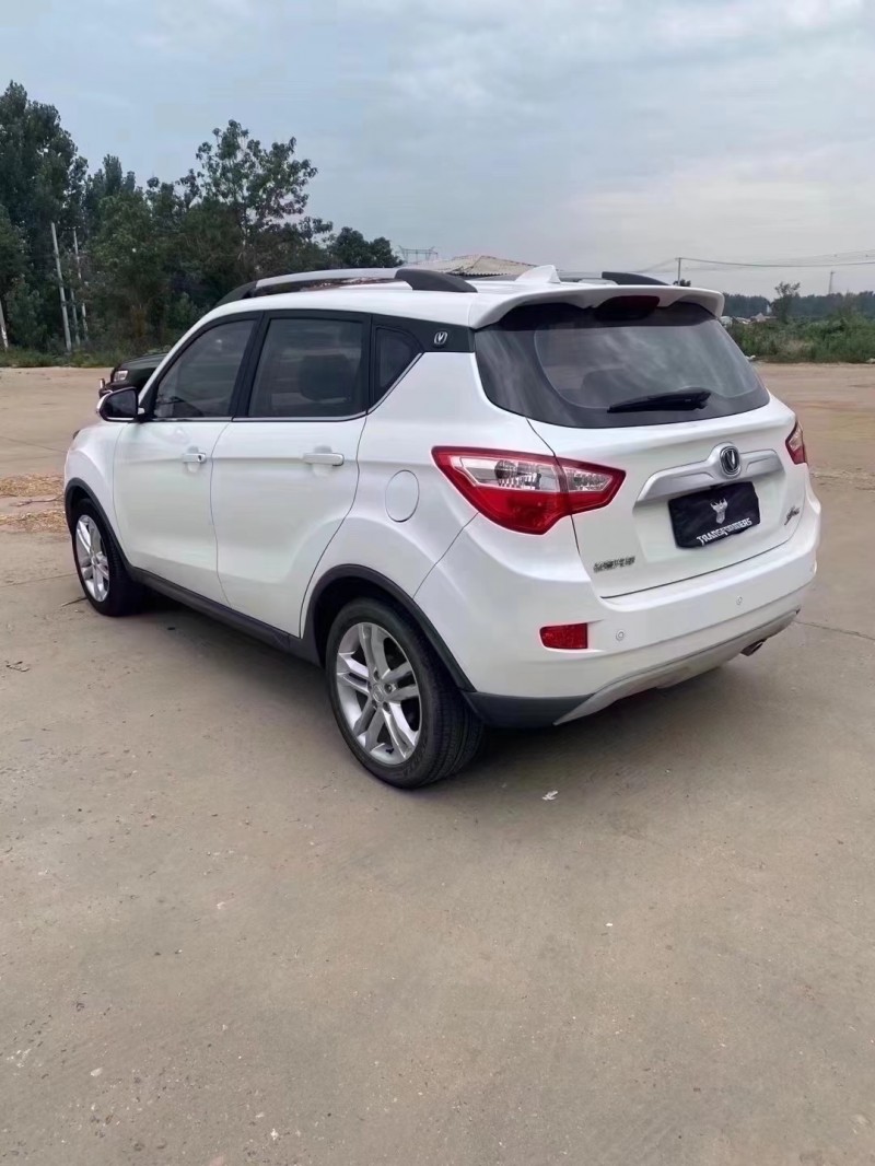 邯鄲17年長安汽車CS354