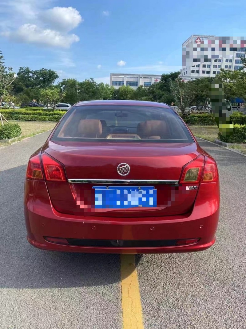 潍坊09年别克凯越9