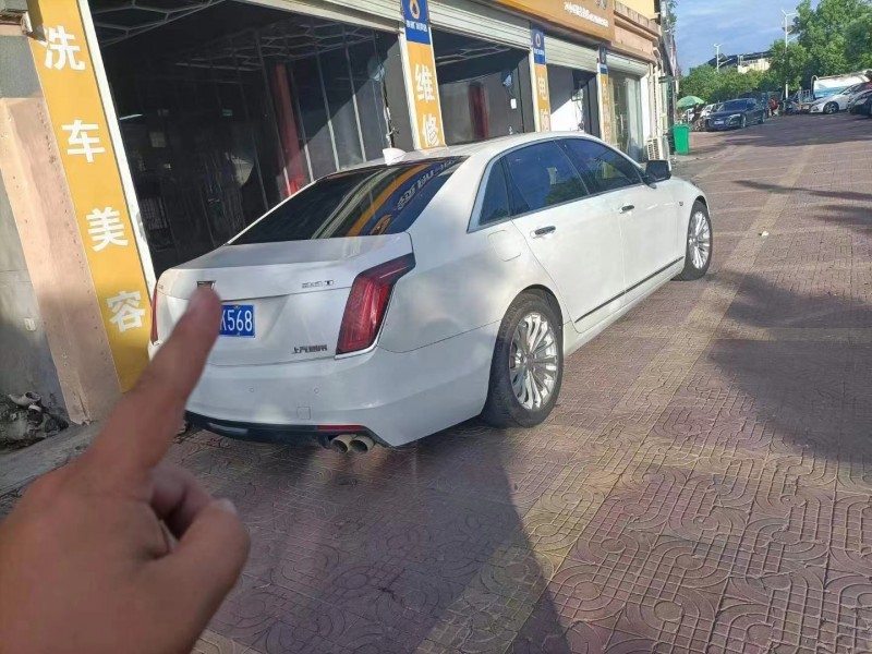 上饒18年凱迪拉克CT66