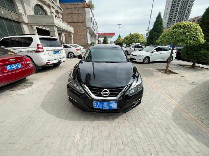 朔州18年日產天籟1