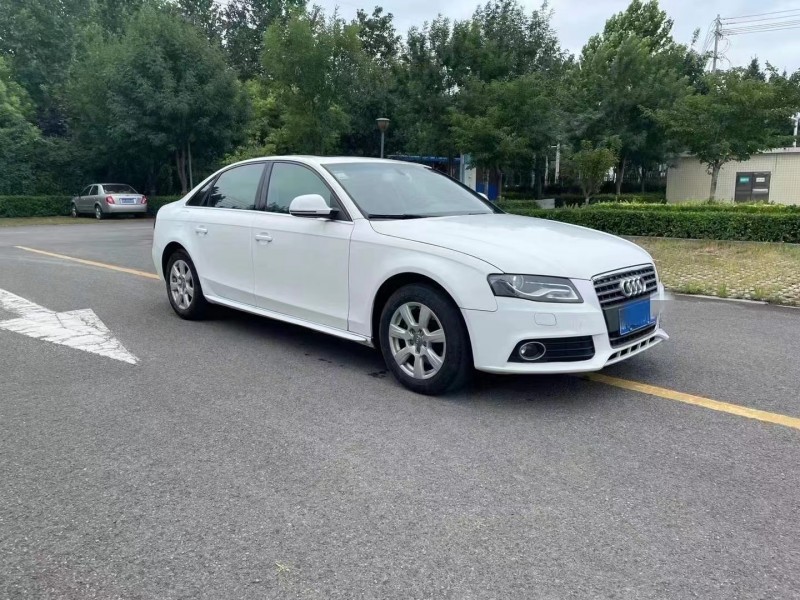 潍坊11年奥迪A4L8