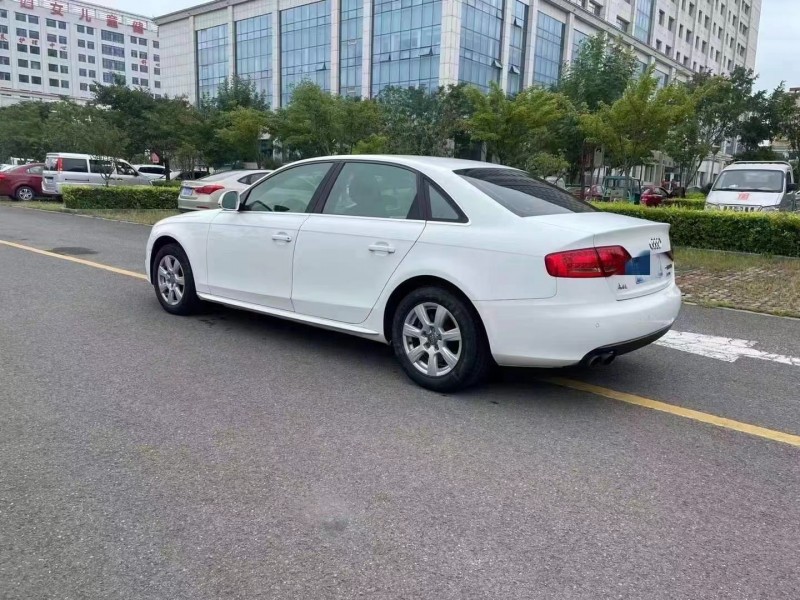 潍坊11年奥迪A4L2