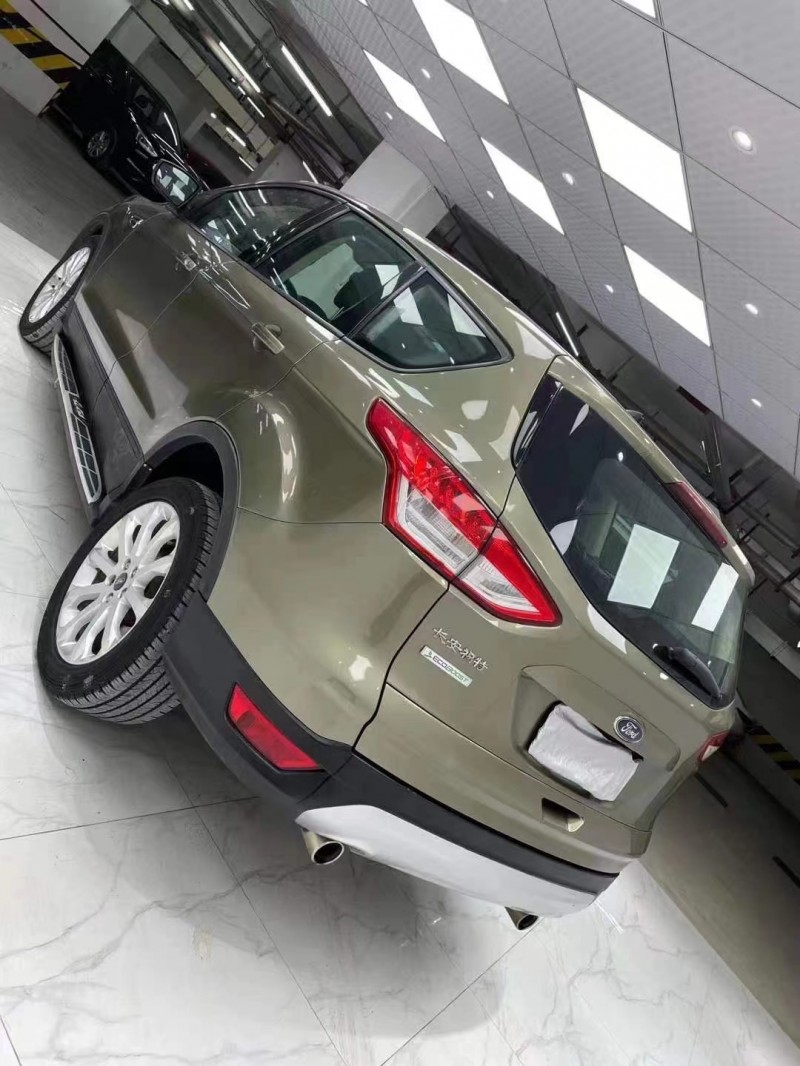 成都14年福特翼虎3