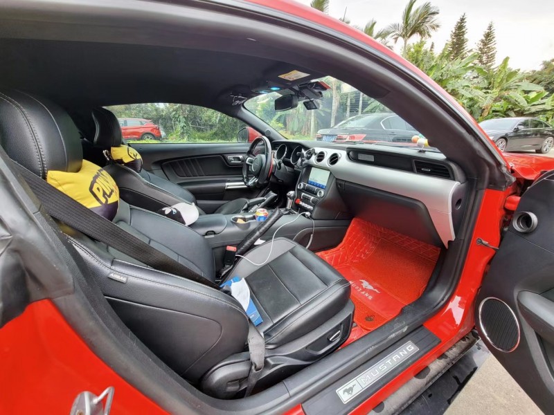 东莞17年福特野马8