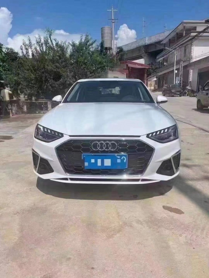 昆明21年奧迪A4L1