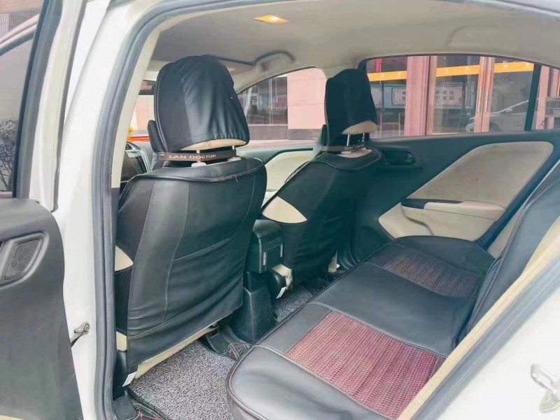 广州19年本田哥瑞4