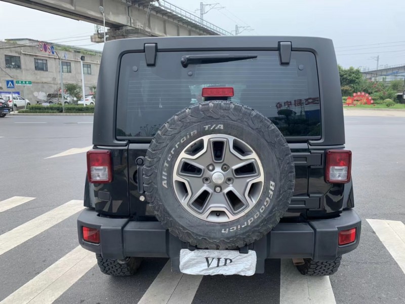 北京13年Jeep牧馬人9