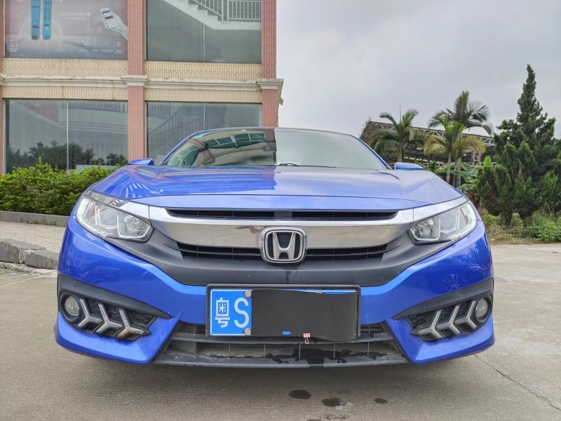 东莞18年本田思域1