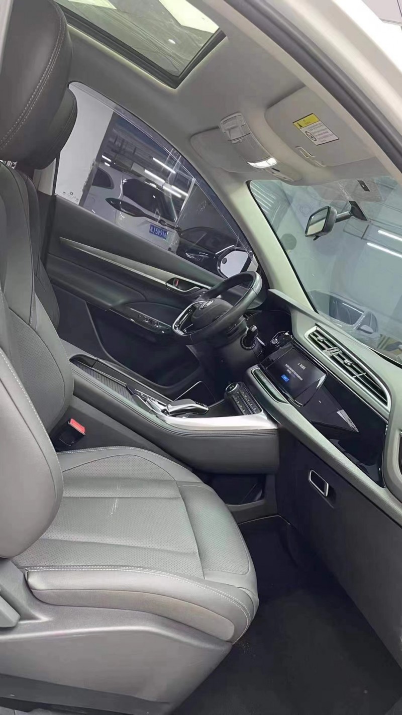 成都19年东风AX7pro8