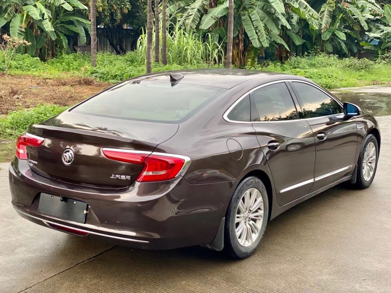 东莞16年别克君越5