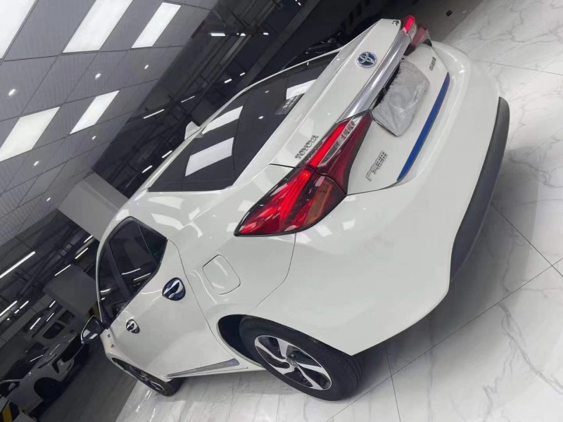 成都18年丰田雷凌6